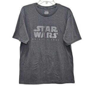 Star Wars Disney Parks Galaxy's Edge Landing 2019 Size Small Grey Unisex T-shirt